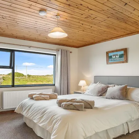 別荘 Little Tara, バリーコニーリー